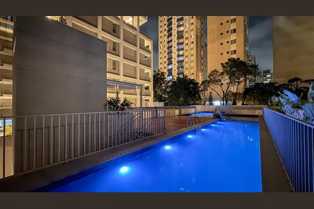 Apartamento à venda com 94m², 2 quartos e 1 vaga Apartamento à venda com 94m², 2 quartos e 1 vagaPiscina