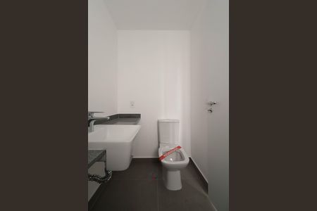Apartamento à venda com 94m², 2 quartos e 1 vaga Apartamento à venda com 94m², 2 quartos e 1 vagaBanheiro da Suíte 2