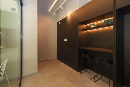 Apartamento à venda com 94m², 2 quartos e 1 vaga Apartamento à venda com 94m², 2 quartos e 1 vagaCoworking