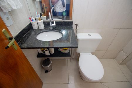 Apartamento à venda com 133m², 3 quartos e 2 vagas Apartamento à venda com 133m², 3 quartos e 2 vagasBanheiro da Suíte