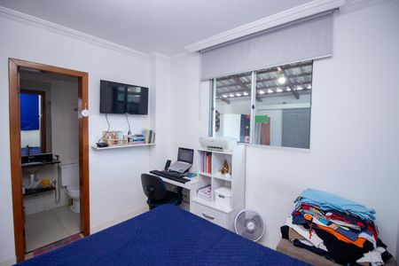 Apartamento à venda com 133m², 3 quartos e 2 vagas Apartamento à venda com 133m², 3 quartos e 2 vagasQuarto Suíte