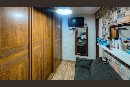 Casa à venda com 150m², 2 quartos e sem vaga Casa à venda com 150m², 2 quartos e sem vagaCloset da suíte