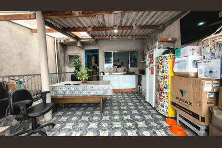 Casa à venda com 150m², 2 quartos e sem vaga Casa à venda com 150m², 2 quartos e sem vagaVaranda 2