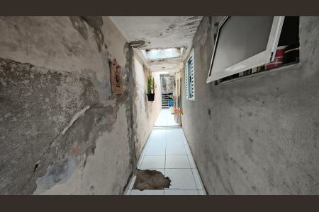 Casa à venda com 150m², 2 quartos e sem vaga Casa à venda com 150m², 2 quartos e sem vagaCorredor