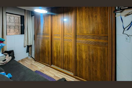 Casa à venda com 150m², 2 quartos e sem vaga Casa à venda com 150m², 2 quartos e sem vagaCloset da suíte