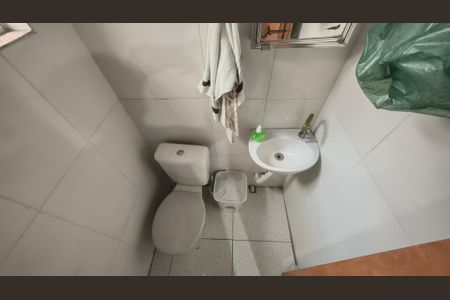 Casa à venda com 150m², 2 quartos e sem vaga Casa à venda com 150m², 2 quartos e sem vagaBanheiro de serviço