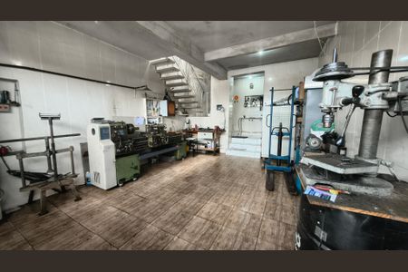 Casa à venda com 150m², 2 quartos e sem vaga Casa à venda com 150m², 2 quartos e sem vagaGaragem