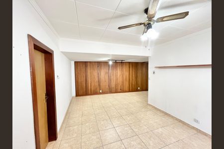 Sala de casa para alugar com 2 quartos, 130m² em Vila Barbosa, São Paulo