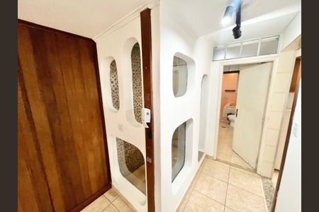 Casa para alugar com 130m², 2 quartos e 1 vaga Casa para alugar com 130m², 2 quartos e 1 vagaJardim de Inverno