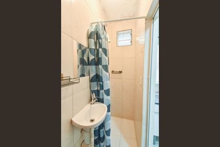 Banheiro de kitnet/studio para alugar com 1 quarto, 18m² em Jardim Vila Mariana, São Paulo