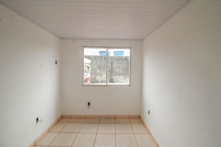 Quarto 1 de casa para alugar com 2 quartos, 70m² em Tiradentes, Nova Iguaçu