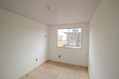 Quarto 1 de casa para alugar com 2 quartos, 70m² em Tiradentes, Nova Iguaçu