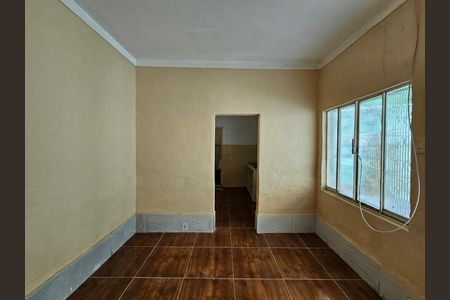 Sala de casa para alugar com 1 quarto, 35m² em Parque Ulisses, Nova Iguaçu