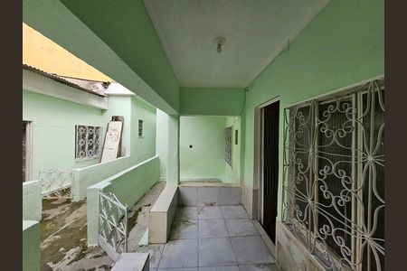 Casa para alugar com 35m², 1 quarto e sem vaga Casa para alugar com 35m², 1 quarto e sem vagaVaranda