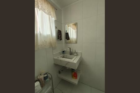 Casa à venda com 250m², 3 quartos e 2 vagas