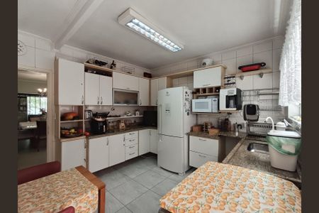 Casa à venda com 250m², 3 quartos e 2 vagas