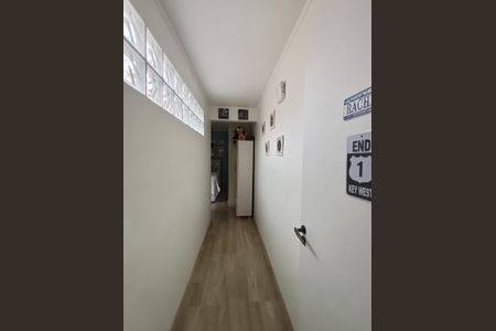 Casa à venda com 250m², 3 quartos e 2 vagas