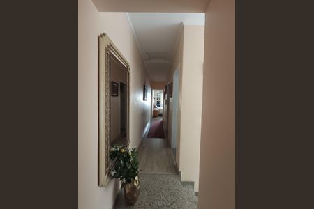 Casa à venda com 250m², 3 quartos e 2 vagas