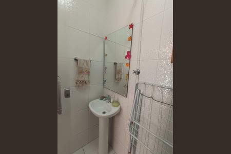 Casa à venda com 250m², 3 quartos e 2 vagas