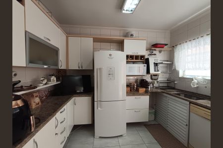 Casa à venda com 250m², 3 quartos e 2 vagas