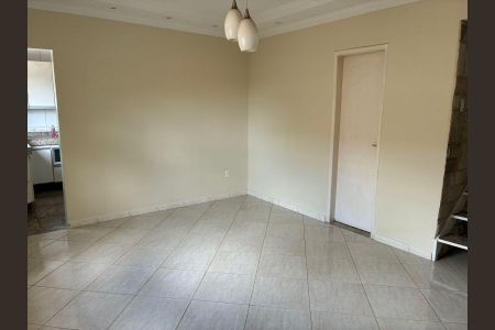 Casa para alugar com 200m², 3 quartos e 1 vagaSala