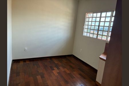 Casa para alugar com 200m², 3 quartos e 1 vagaQuarto