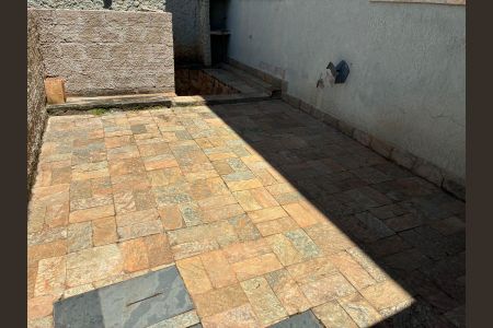 Casa para alugar com 200m², 3 quartos e 1 vagaÁrea externa