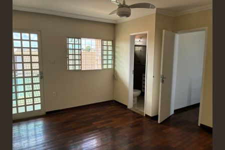 Casa para alugar com 200m², 3 quartos e 1 vagaQuarto