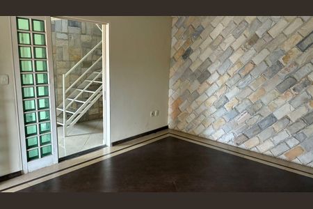 Casa para alugar com 200m², 3 quartos e 1 vagaSala 2