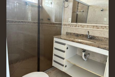 Casa para alugar com 200m², 3 quartos e 1 vagaBanheiro