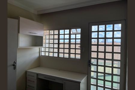 Casa para alugar com 200m², 3 quartos e 1 vagaQuarto