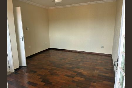 Casa para alugar com 200m², 3 quartos e 1 vagaQuarto