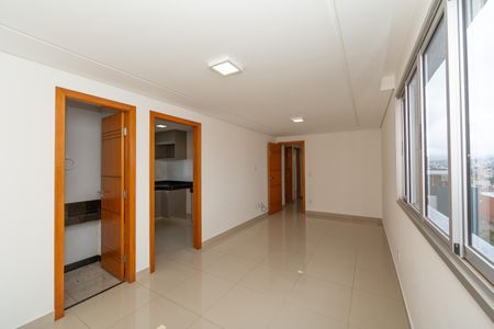 SALA de apartamento para alugar com 3 quartos, 90m² em Padre Eustáquio, Belo Horizonte