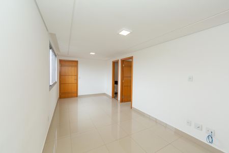 SALA de apartamento para alugar com 3 quartos, 90m² em Padre Eustáquio, Belo Horizonte