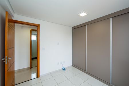 QUARTO1 de apartamento para alugar com 3 quartos, 90m² em Padre Eustáquio, Belo Horizonte