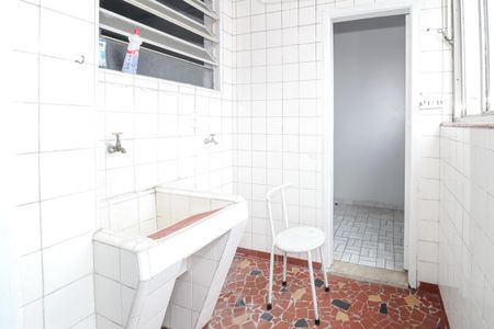 Apartamento à venda com 600m², 3 quartos e 1 vagaÁrea de Serviço