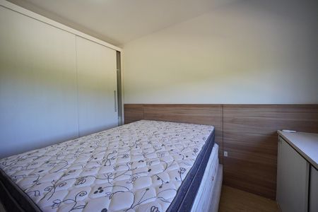 Casa de condomínio para alugar com 303m², 4 quartos e 4 vagasQuarto 4