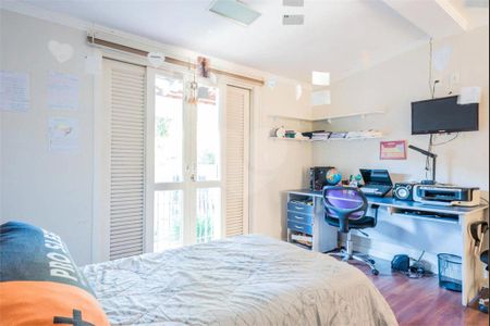 Casa à venda com 3 quartos, 500m² em Corrupira, Jundiaí