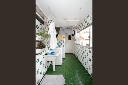 Apartamento à venda com 103m², 2 quartos e 1 vagaÁrea de Serviço