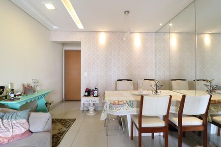 Apartamento para alugar com 64m², 2 quartos e 2 vagasSala