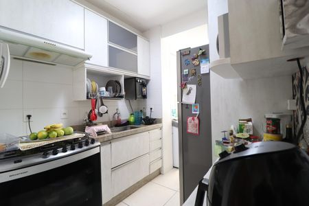 Apartamento para alugar com 64m², 2 quartos e 2 vagasCozinha