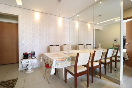 Sala de apartamento para alugar com 2 quartos, 64m² em Centro, Uberlândia