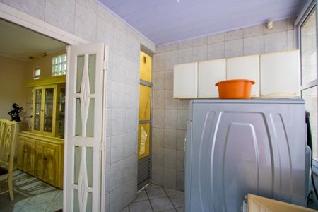 Casa à venda com 100m², 3 quartos e 3 vagasÁrea de serviço