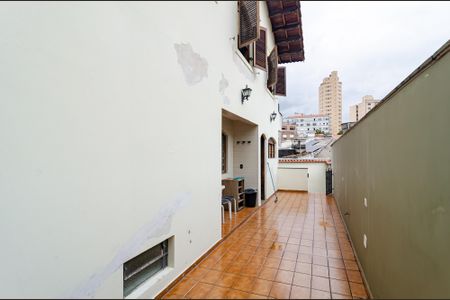 Casa para alugar com 256m², 3 quartos e 3 vagasCorredor