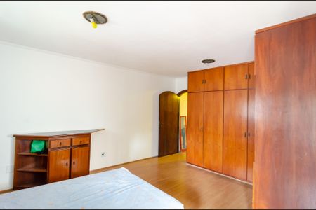 Casa para alugar com 256m², 3 quartos e 3 vagasSuíte 2