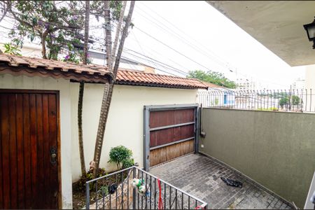 Casa para alugar com 256m², 3 quartos e 3 vagasEntrada