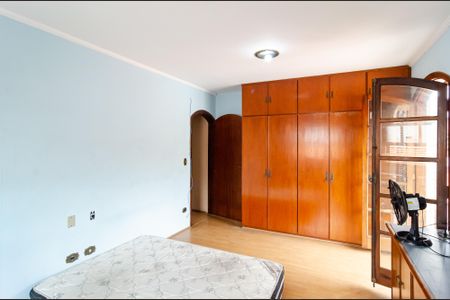 Casa para alugar com 256m², 3 quartos e 3 vagasSuíte 1