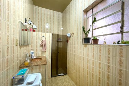 Casa à venda com 360m², 3 quartos e 4 vagasBanheiro