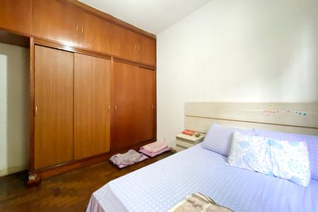 Casa à venda com 360m², 3 quartos e 4 vagasQuarto 1