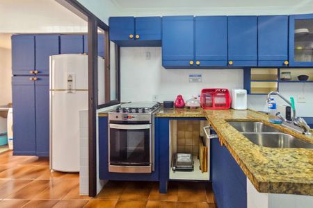 Apartamento para alugar com 126m², 3 quartos e 1 vaga Apartamento para alugar com 126m², 3 quartos e 1 vagacozinha